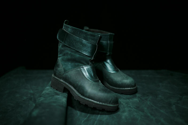 Фото обуви с кожей