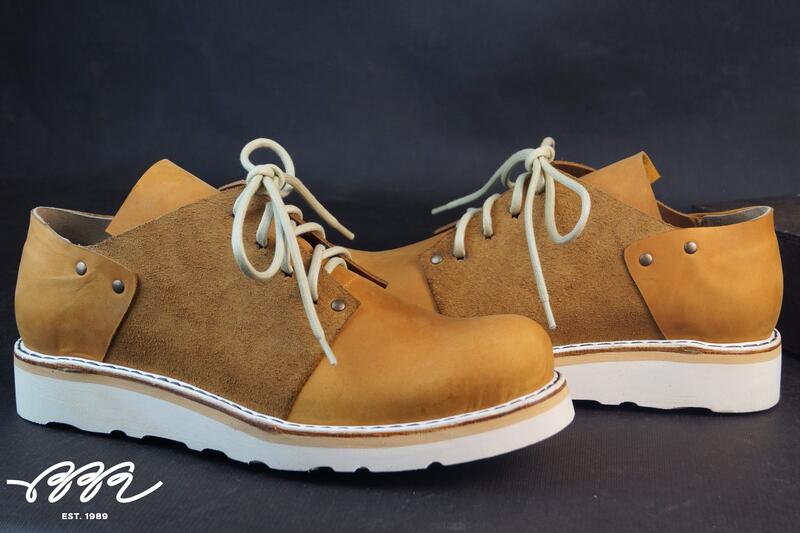 Фото обуви с кожей