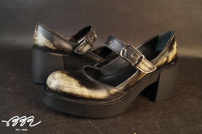 Фото обуви с кожей