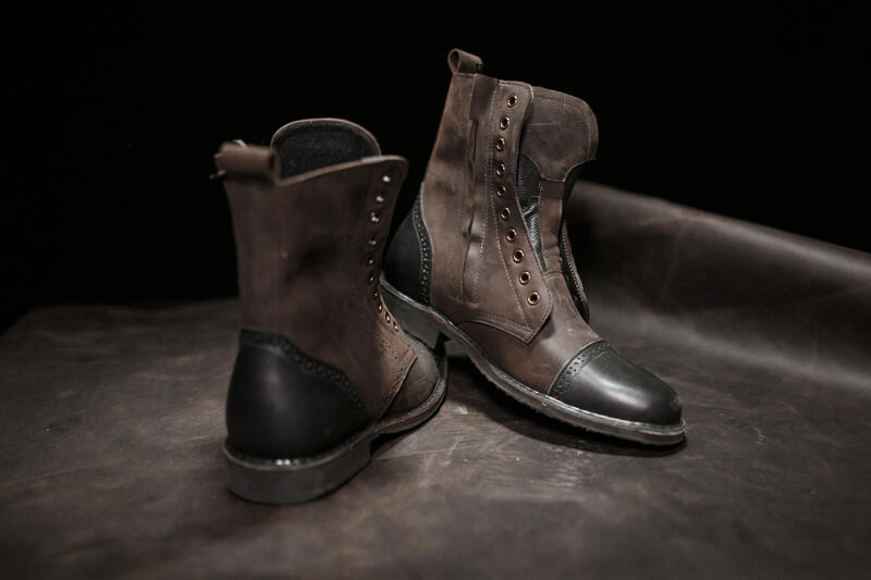 Фото обуви с кожей