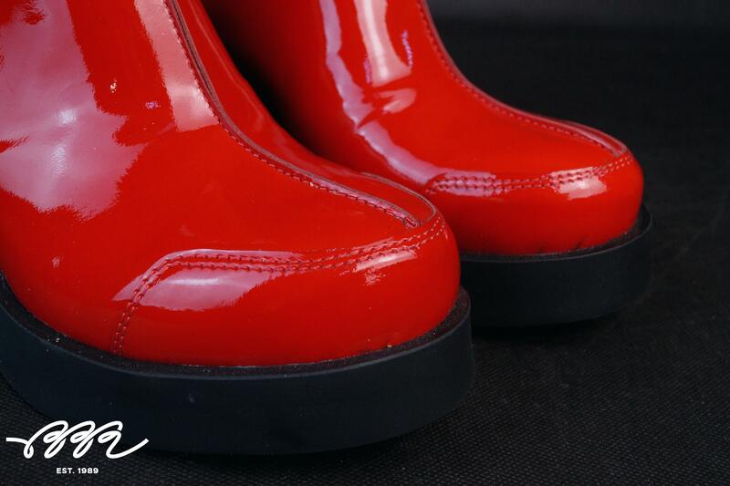 Фото обуви с кожей