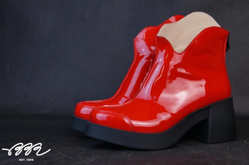 Фото обуви с кожей