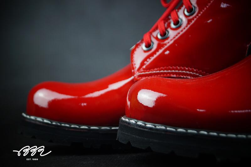 Фото обуви с кожей