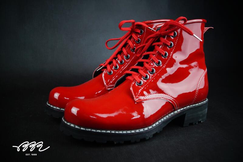 Фото обуви с кожей