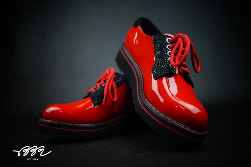 Фото обуви с кожей