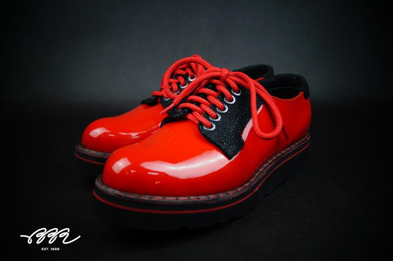 Фото обуви с кожей