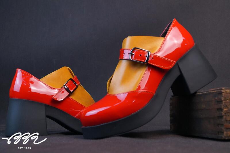 Фото обуви с кожей