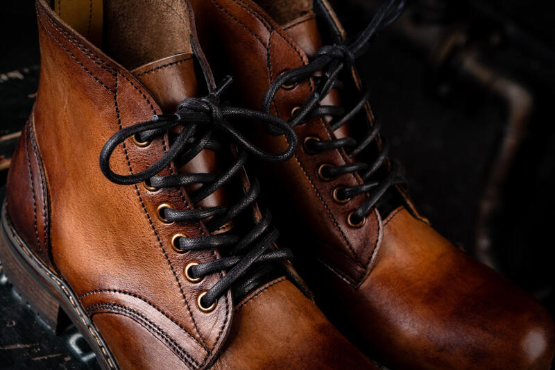 Фото обуви с кожей