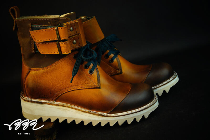 Фото обуви с кожей