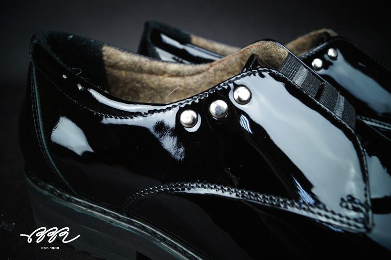 Фото обуви с кожей