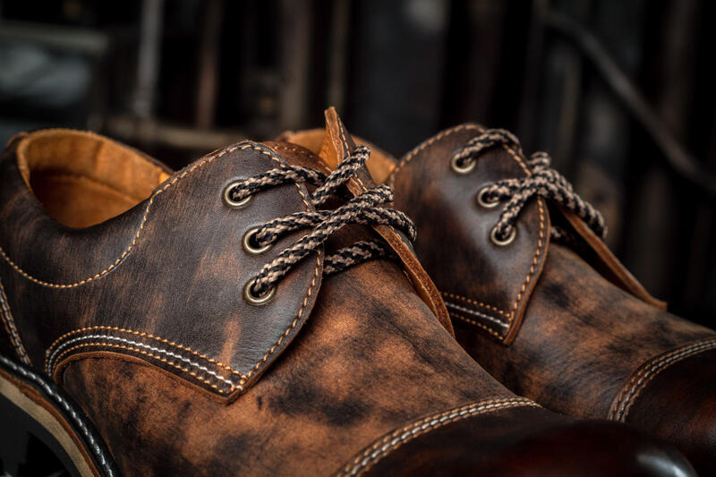 Фото обуви с кожей