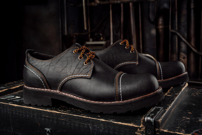 Фото обуви с кожей