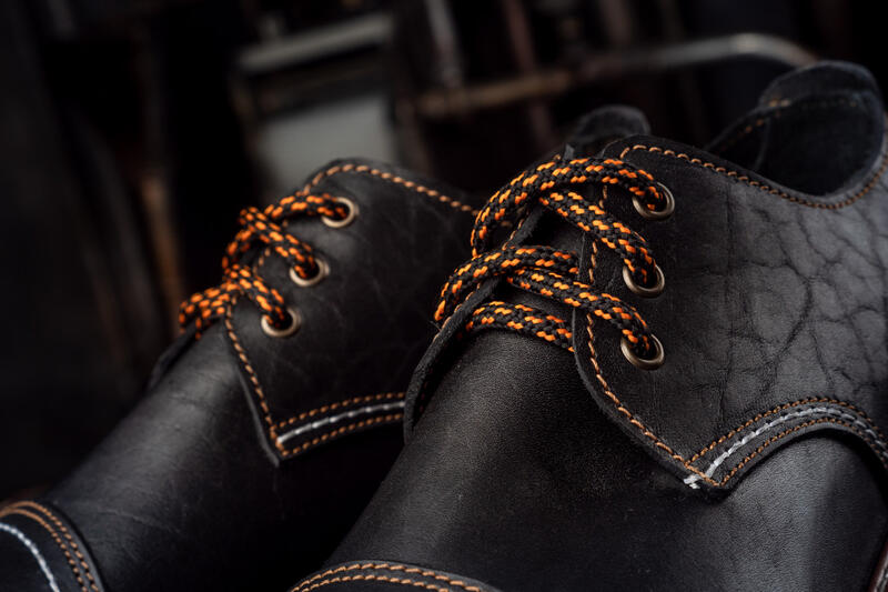 Фото обуви с кожей