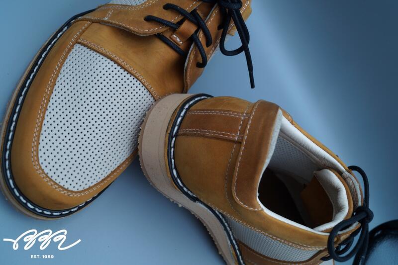 Фото обуви с кожей