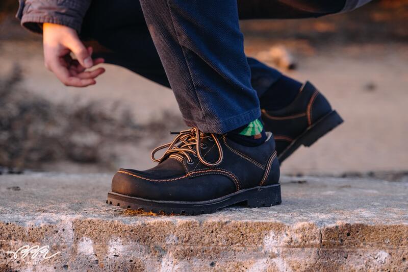 Фото обуви с кожей