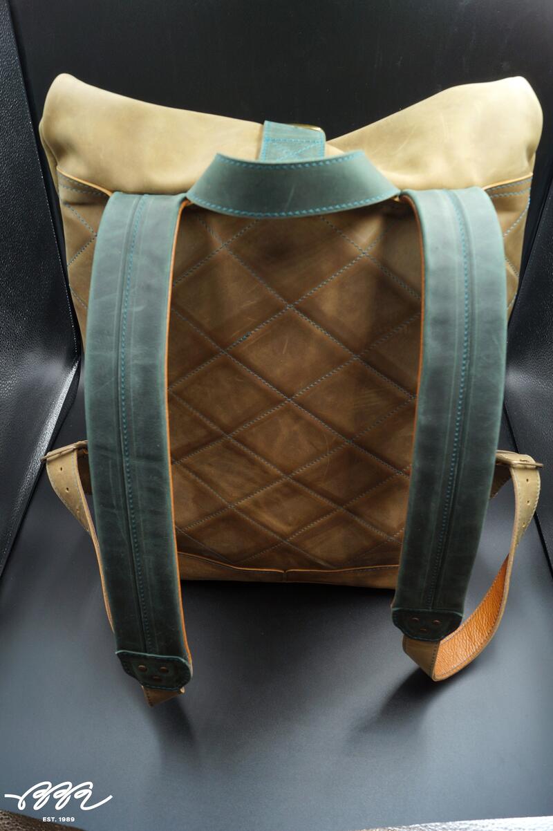 Фото сумки с кожей