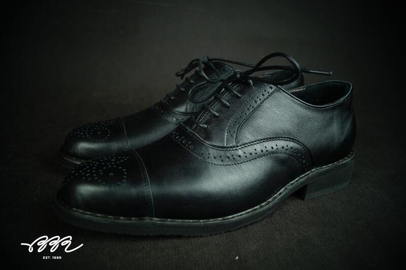 Фото обуви с кожей