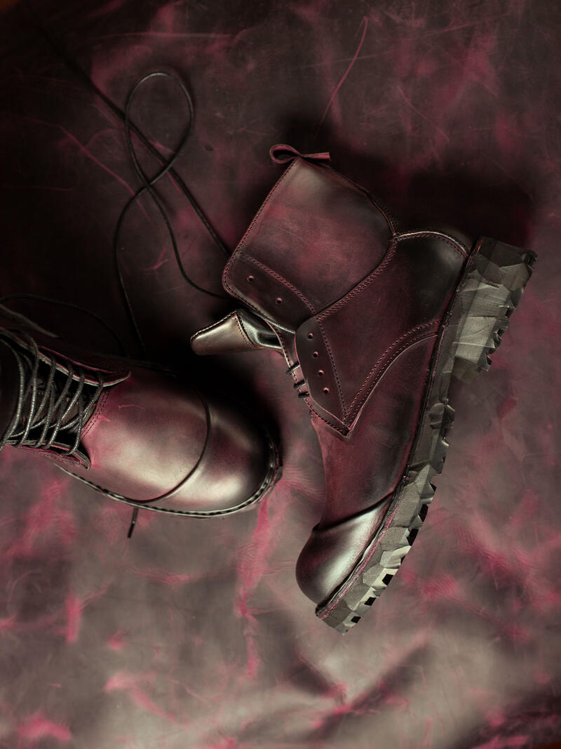 Фото обуви с кожей