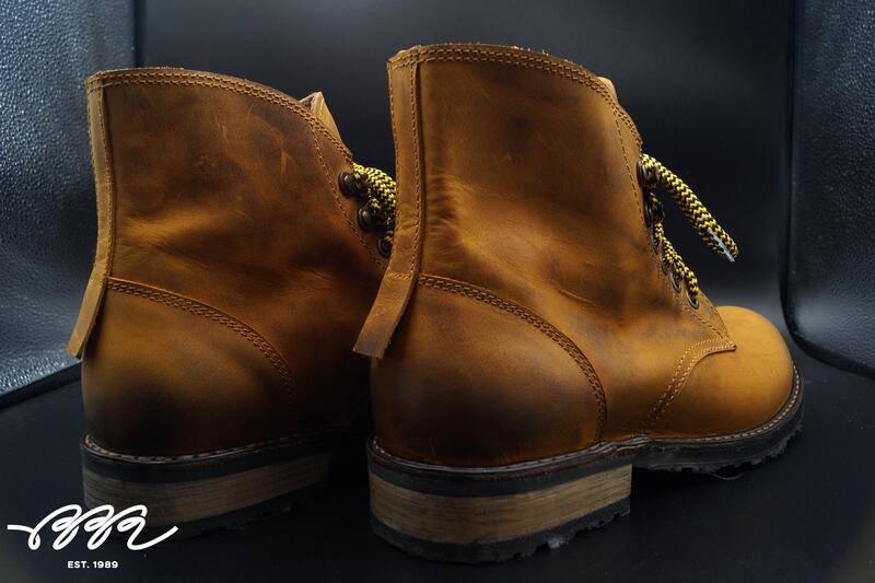 Фото обуви с кожей