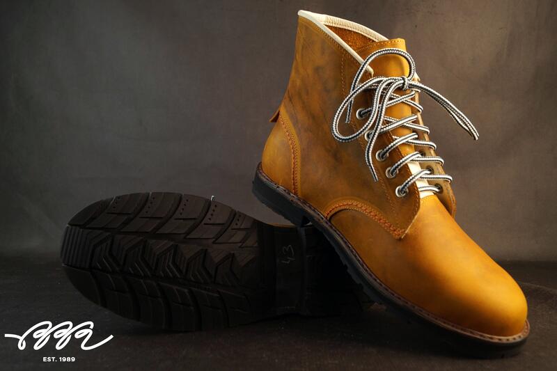 Фото обуви с кожей